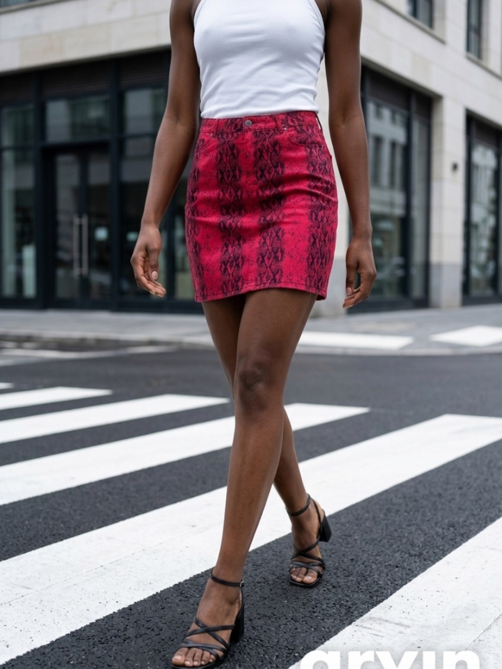 D Jeans Denim Red Snake Print Skirt Sz. 12 EUC